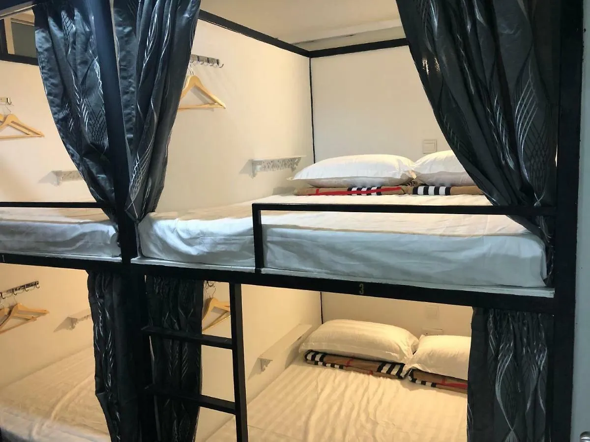 Oss Backpackers Hostel Singapore